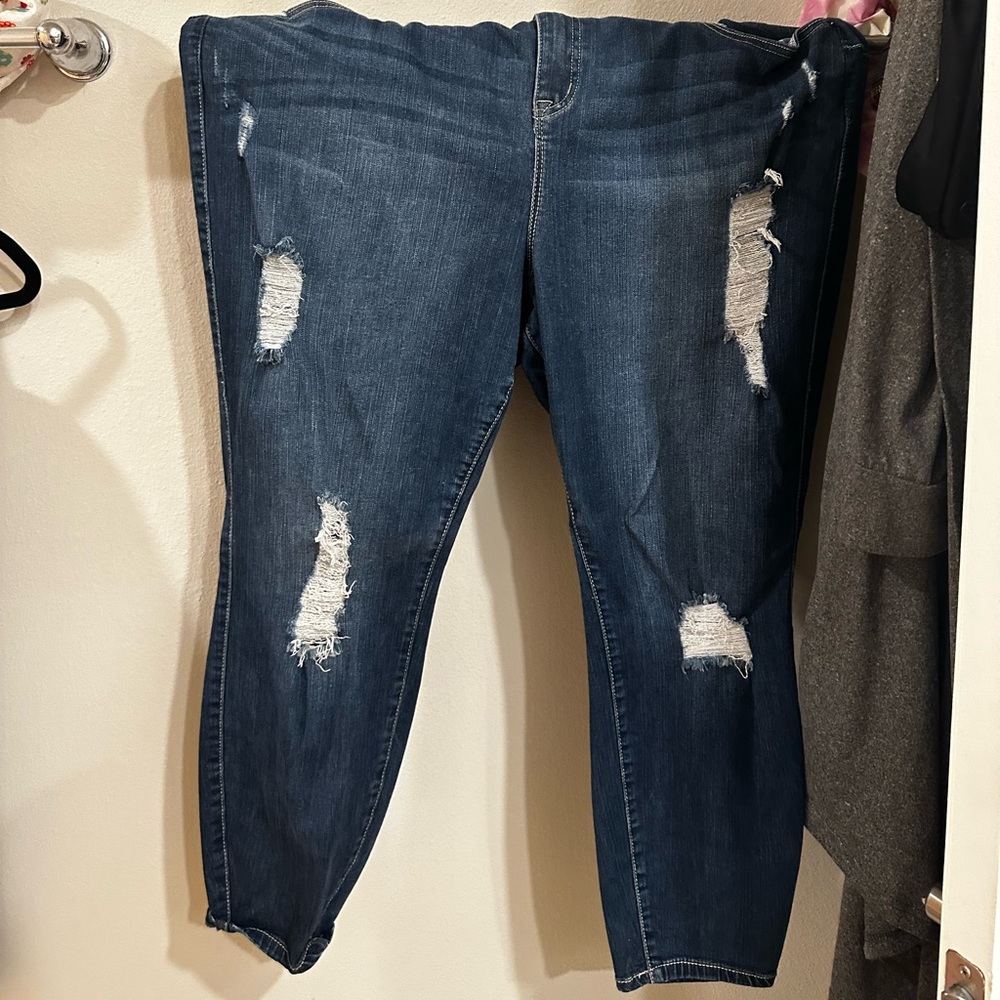 Torrid ripped Blue Jeans